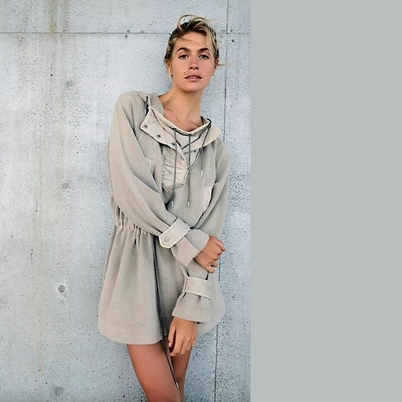 Free People Dresses & Skirts - Free People Jacket Hood Pullover Sadie Surplus Fleece We The Free size small